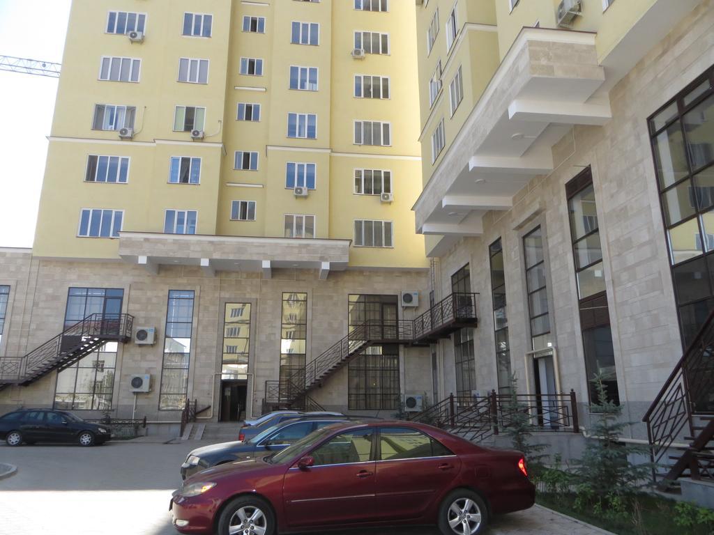 Maximus Apartament Biskek Kültér fotó
